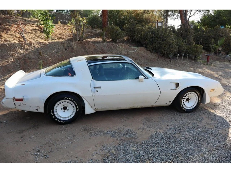 1981 Pontiac Firebird Trans Am 2nd Gen - Image 7 of 31