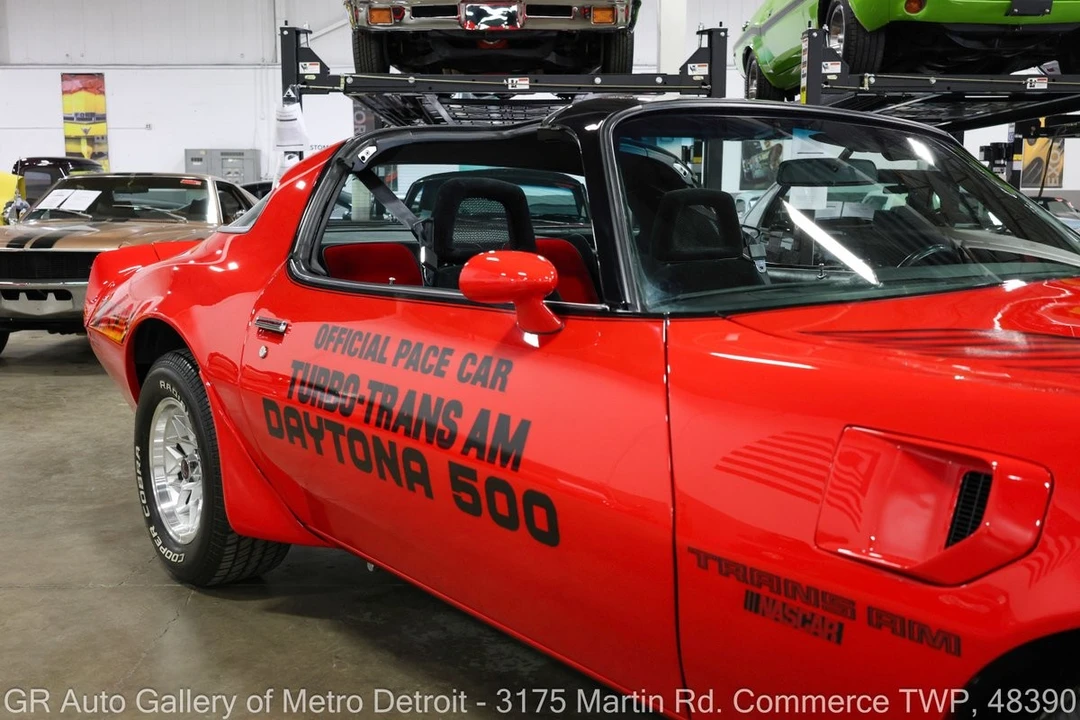 1981 Pontiac Firebird Trans Am 2nd Gen - Image 25 of 31
