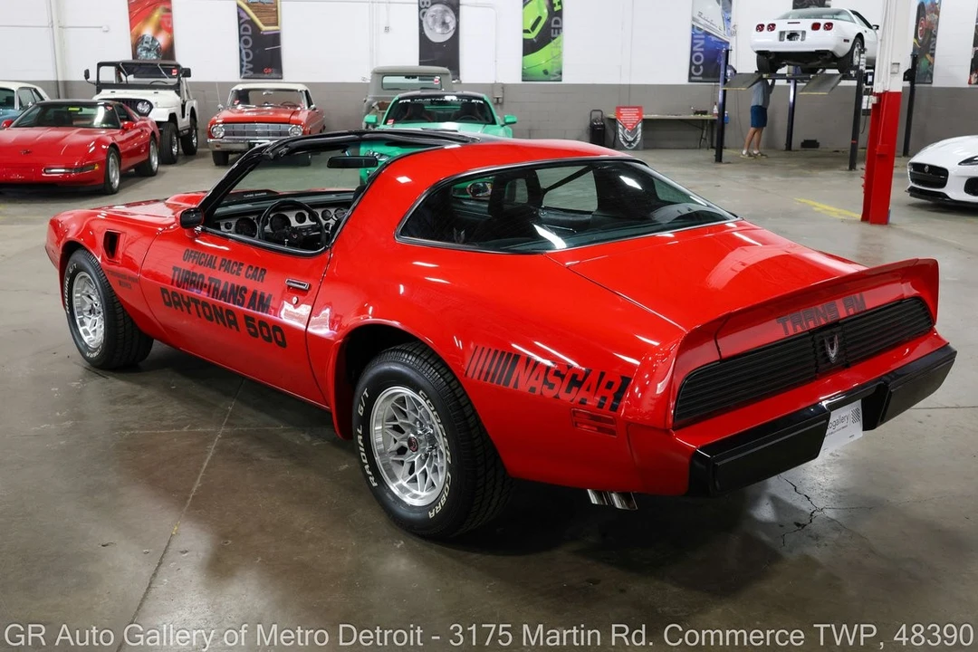 1981 Pontiac Firebird Trans Am 2nd Gen - Image 5 of 31