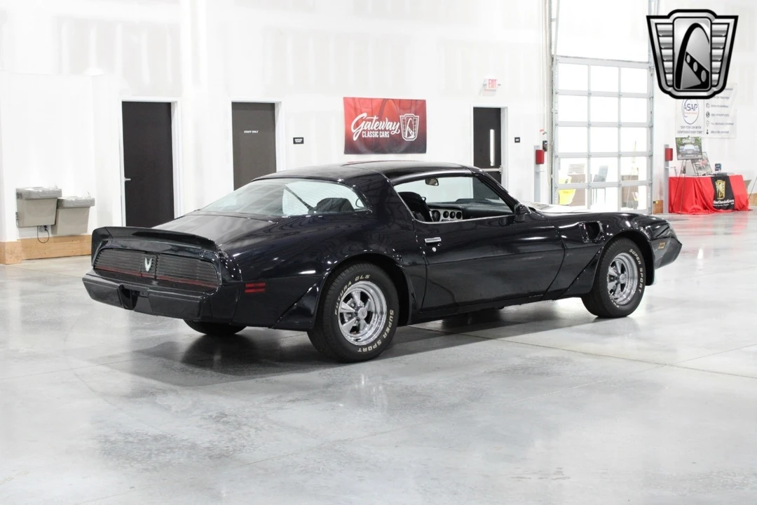 1981 Pontiac Firebird Trans Am 2nd Gen - Image 5 of 12