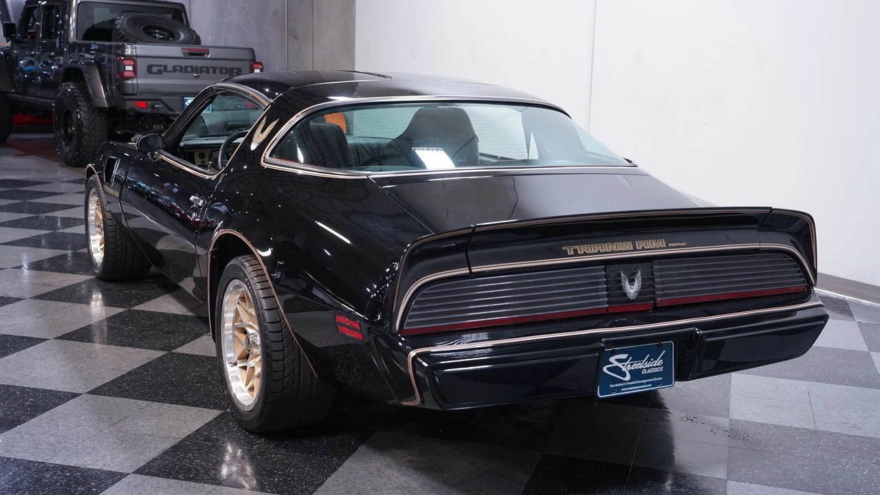 1981 Pontiac Firebird Trans Am 2nd Gen - Image 8 of 12