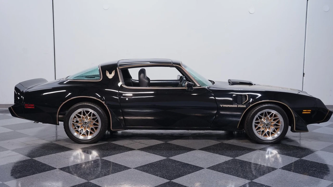 1981 Pontiac Firebird Trans Am 2nd Gen - Image 12 of 12