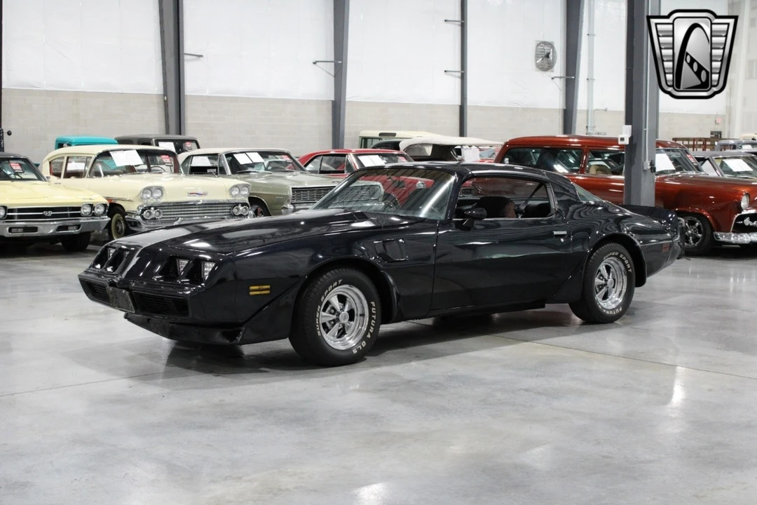1981 Pontiac Firebird Trans Am 2nd Gen - Image 3 of 12
