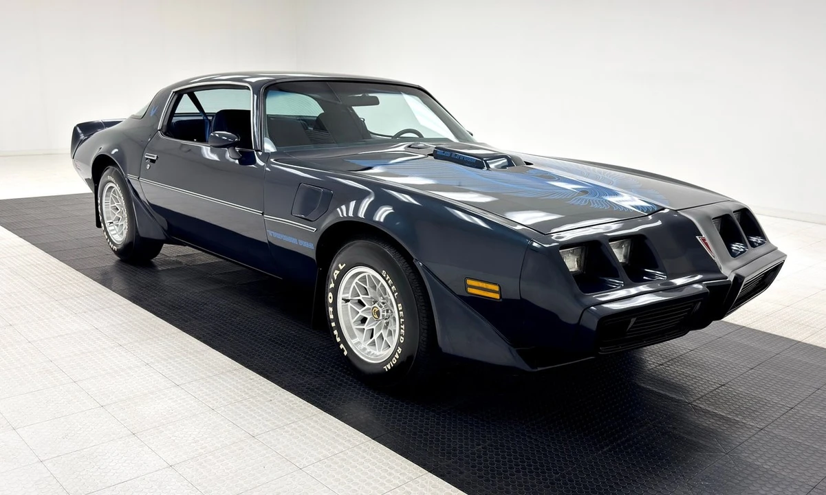 1981 Pontiac Firebird Trans Am 2nd Gen - Image 7 of 12
