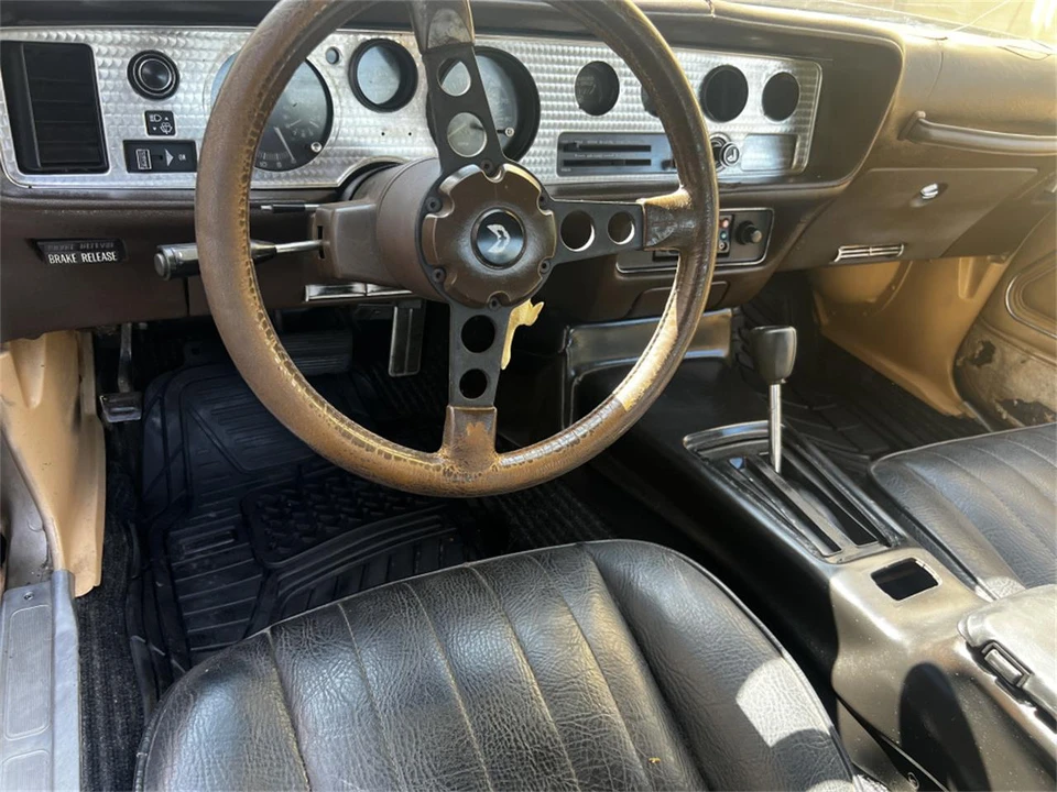 1981 Pontiac Firebird Trans Am 2nd Gen - Image 7 of 18