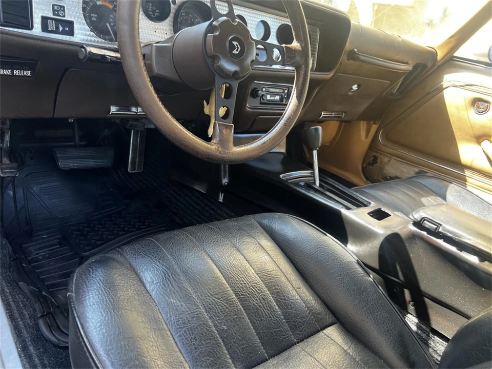 1981 Pontiac Firebird Trans Am 2nd Gen - Image 12 of 18