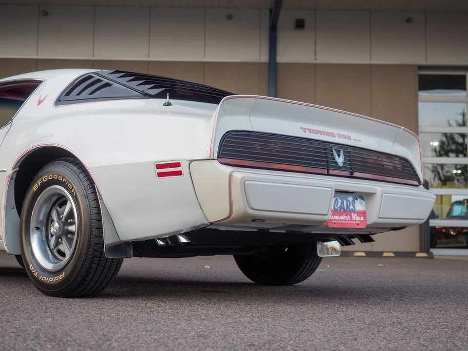 1981 Pontiac Firebird Trans Am 2nd Gen - Image 5 of 12