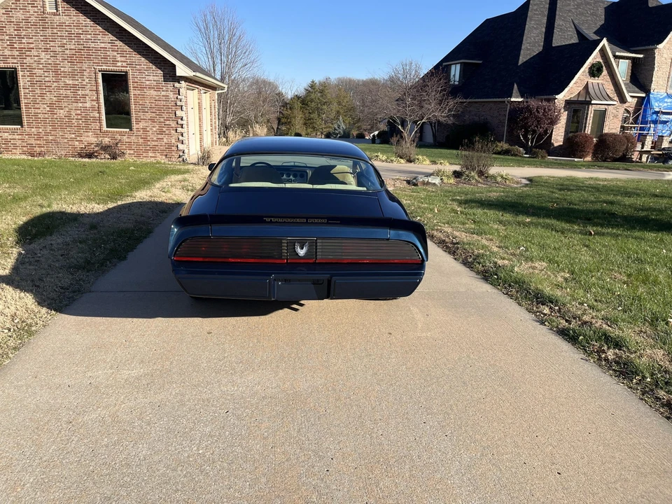 1981 Pontiac Firebird Trans Am 2nd Gen - Image 7 of 31