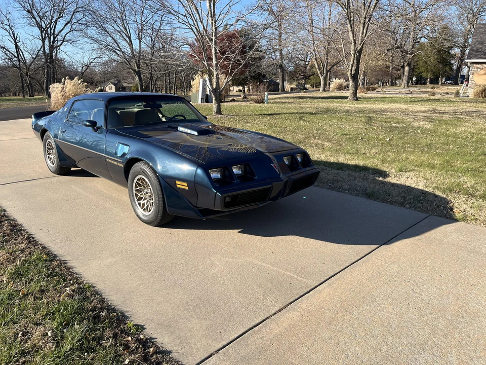 1981 Pontiac Firebird Trans Am 2nd Gen - Image 2 of 31