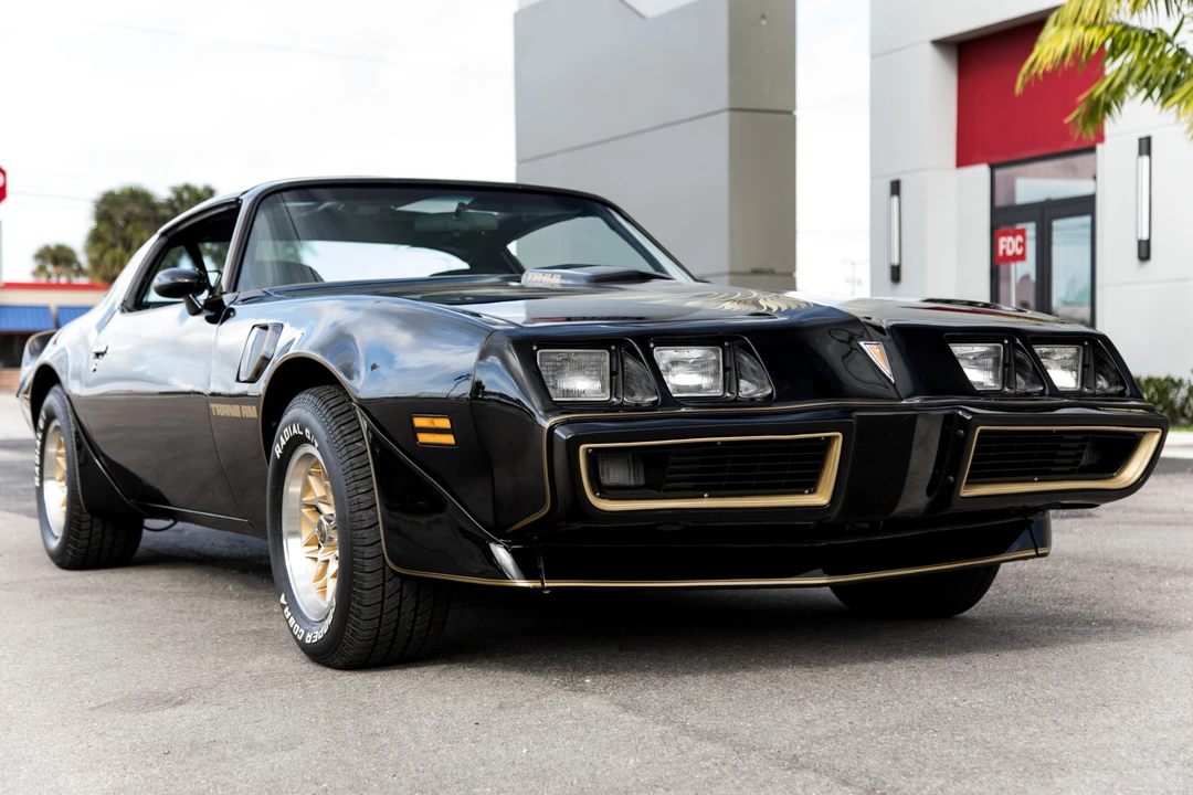 1981 Pontiac Firebird Trans Am 2nd Gen - Image 11 of 31