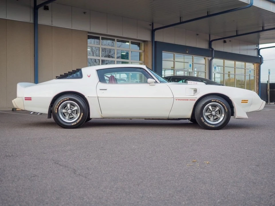 1981 Pontiac Firebird Trans Am 2nd Gen - Image 12 of 12