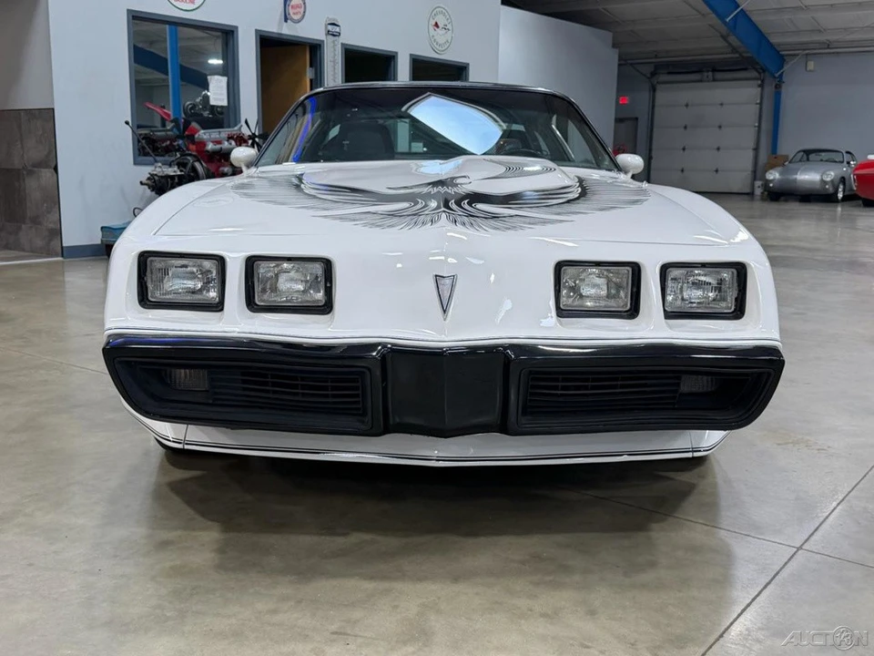 1981 Pontiac Firebird Trans Am 2nd Gen - Image 17 of 24