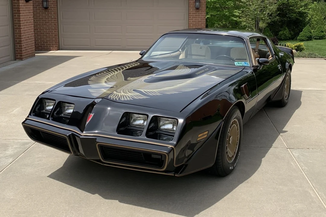 1981 Pontiac Firebird Trans Am 2nd Gen - Image 2 of 31