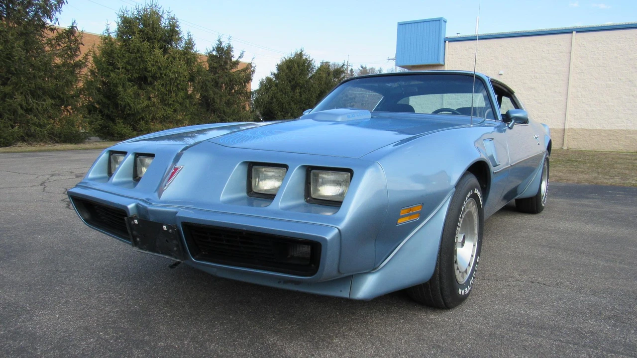 1981 Pontiac Firebird Trans Am 2nd Gen - Image 8 of 31