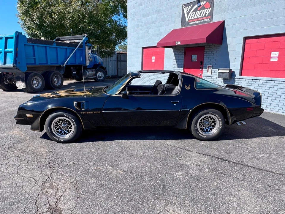 1981 Pontiac Firebird Trans Am 2nd Gen - Image 3 of 12