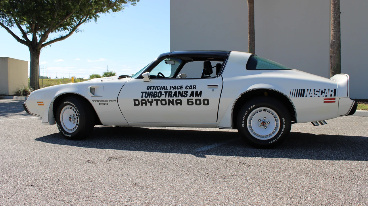 1981 Pontiac Firebird Trans Am 2nd Gen - Image 11 of 31