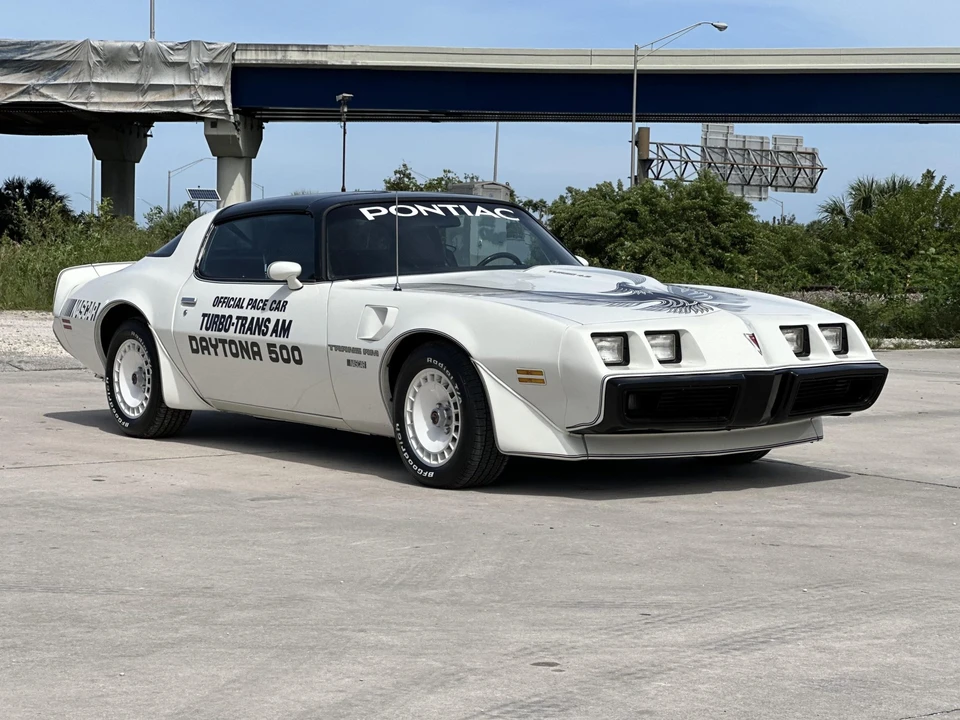 1981 Pontiac Firebird Trans Am 2nd Gen - Image 5 of 31