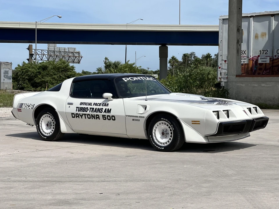 1981 Pontiac Firebird Trans Am 2nd Gen - Image 6 of 31