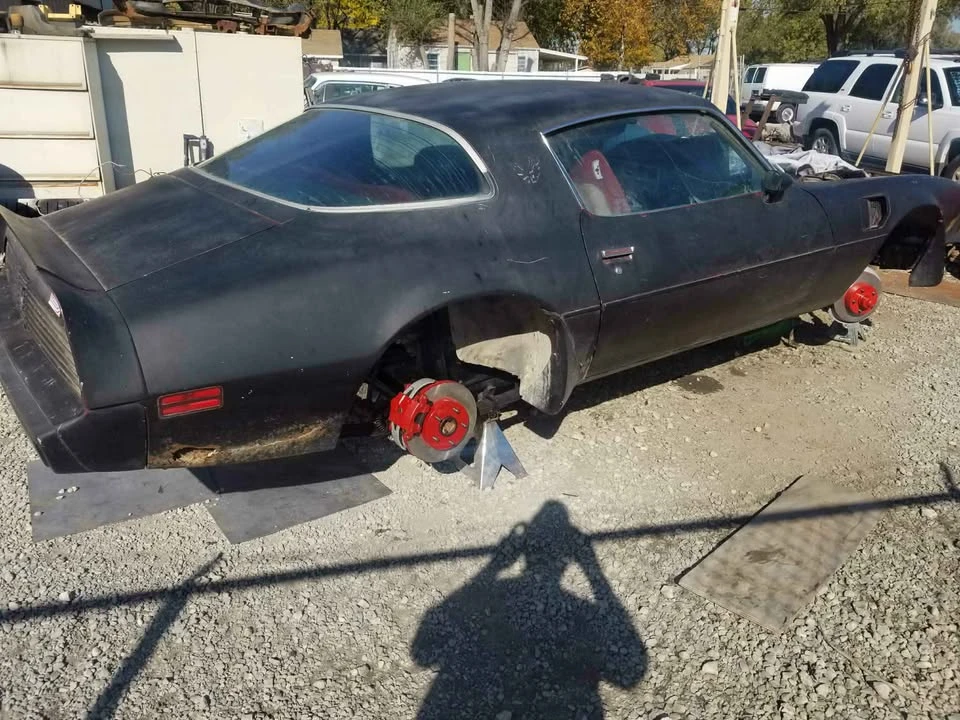 1981 Pontiac Firebird Trans Am 2nd Gen - Image 2 of 9