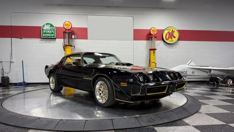 1981 Pontiac Firebird Trans Am 2nd Gen - Image 2 of 31