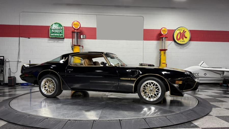 1981 Pontiac Firebird Trans Am 2nd Gen - Image 6 of 31