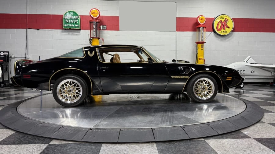 1981 Pontiac Firebird Trans Am 2nd Gen - Image 12 of 31