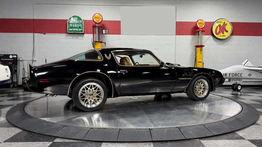 1981 Pontiac Firebird Trans Am 2nd Gen - Image 13 of 31
