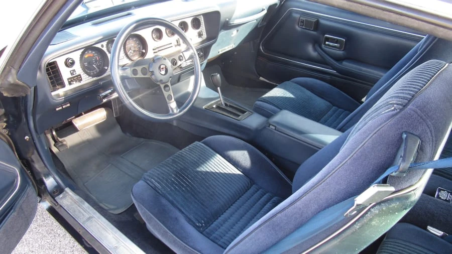 1981 Pontiac Firebird Trans Am 2nd Gen - Image 4 of 8