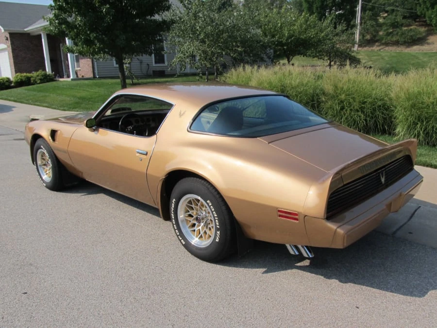 1981 Pontiac Firebird Trans Am 2nd Gen - Image 2 of 7