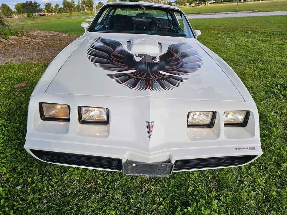 1981 Pontiac Firebird Trans Am 2nd Gen - Image 2 of 17