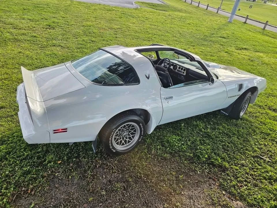 1981 Pontiac Firebird Trans Am 2nd Gen - Image 5 of 17