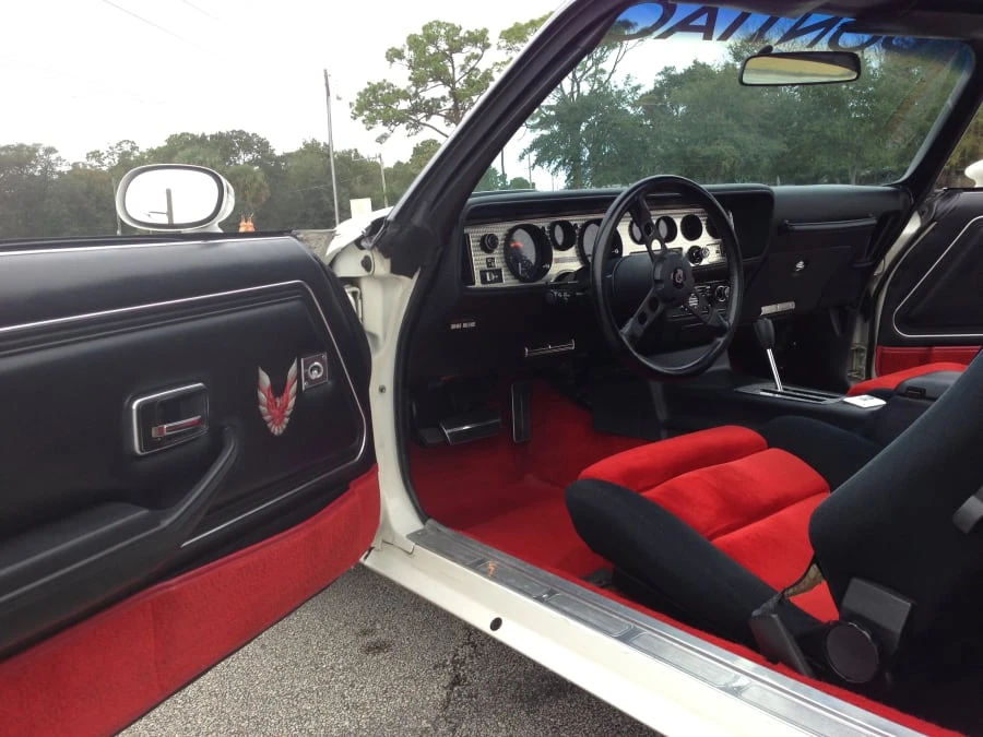 1981 Pontiac Firebird Trans Am 2nd Gen - Image 4 of 8