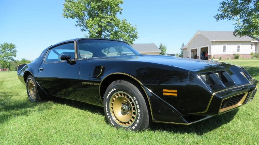 1981 Pontiac Firebird Trans Am 2nd Gen - Image 2 of 6