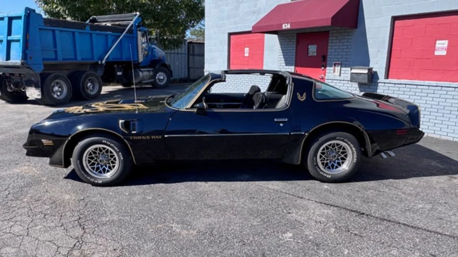 1981 Pontiac Firebird Trans Am 2nd Gen - Image 3 of 21