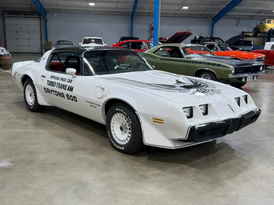 1981 Pontiac Firebird Trans Am 2nd Gen - Image 11 of 31