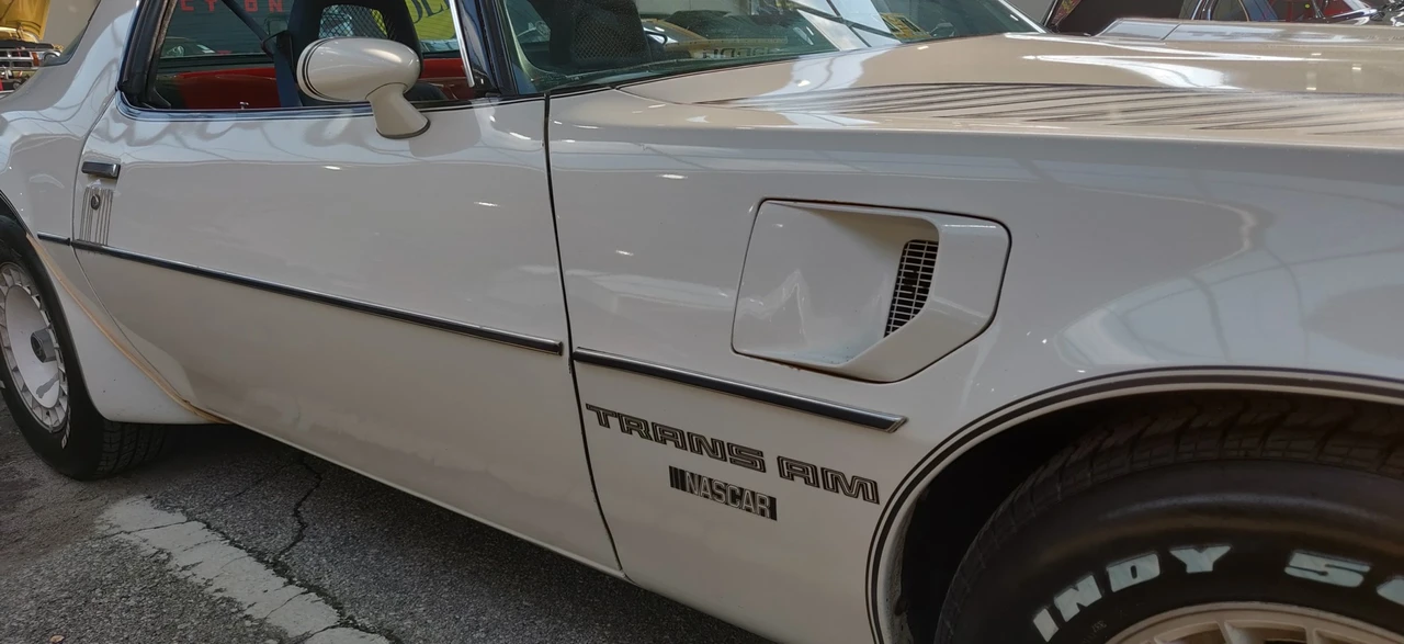 1981 Pontiac Firebird Trans Am 2nd Gen - Image 27 of 31