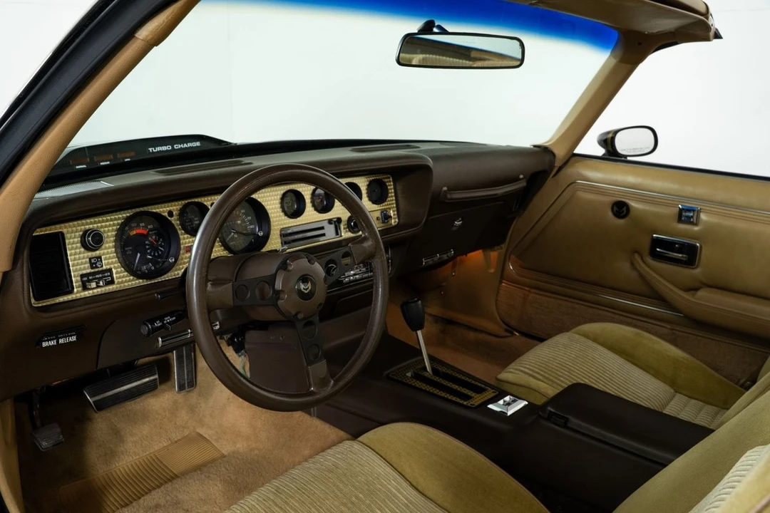 1981 Pontiac Firebird Trans Am 2nd Gen - Image 2 of 21