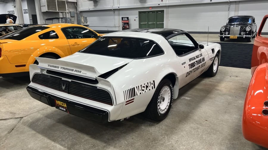 1981 Pontiac Firebird Trans Am 2nd Gen - Image 2 of 9