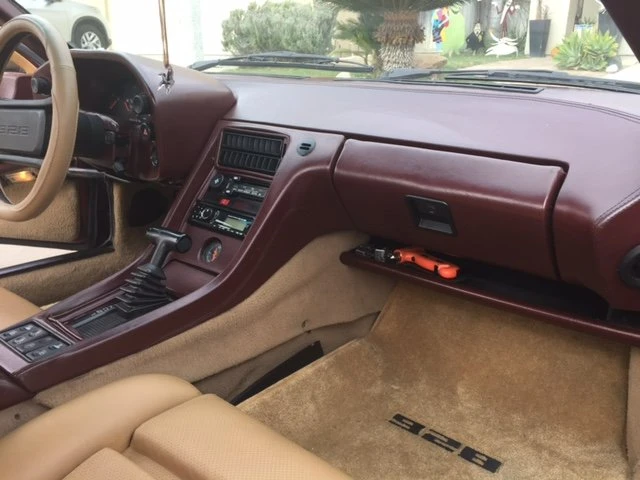 1981 Porsche 928 - Image 2 of 6