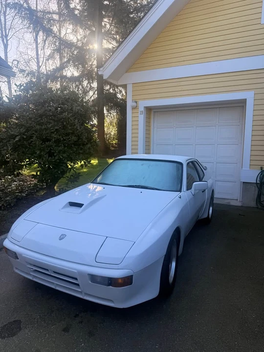 1981 Porsche 924 - Image 2 of 10