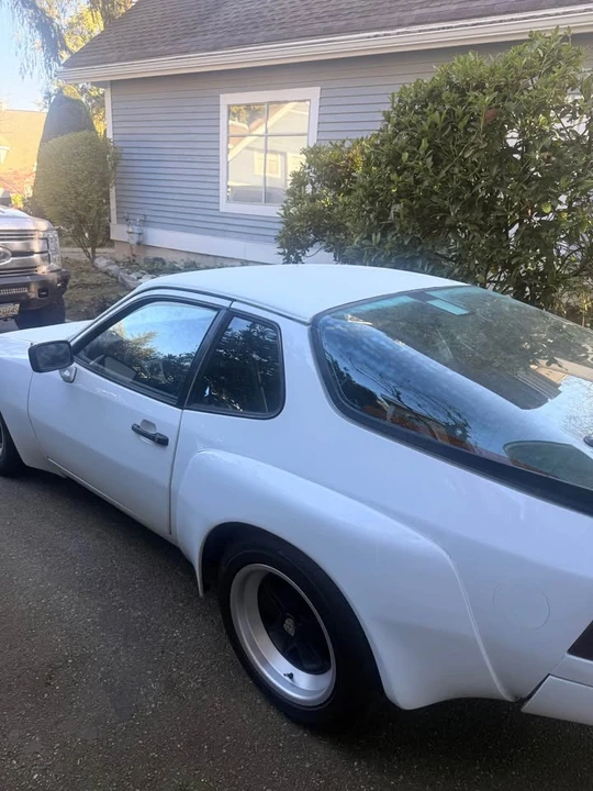 1981 Porsche 924 - Image 3 of 10