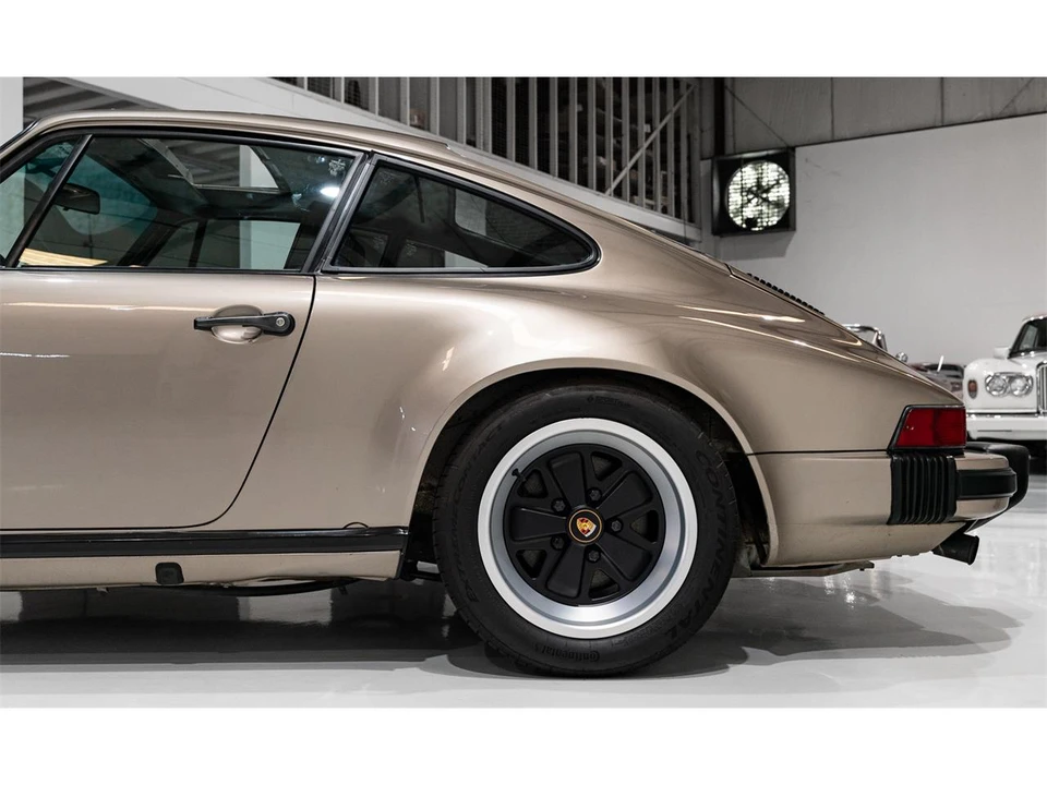 1981 Porsche 911 Carrera SC - Image 11 of 31