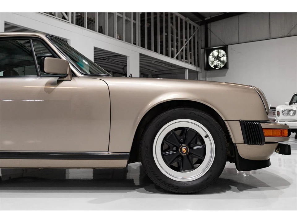 1981 Porsche 911 Carrera SC - Image 16 of 31