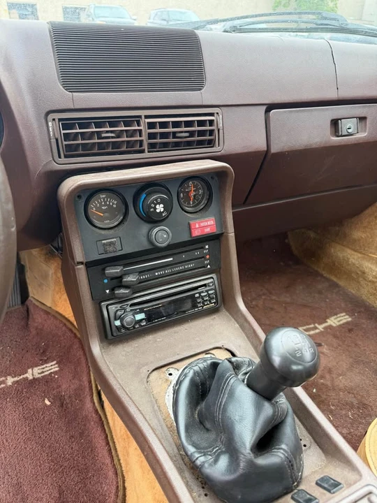 1981 Porsche 924 - Image 10 of 10