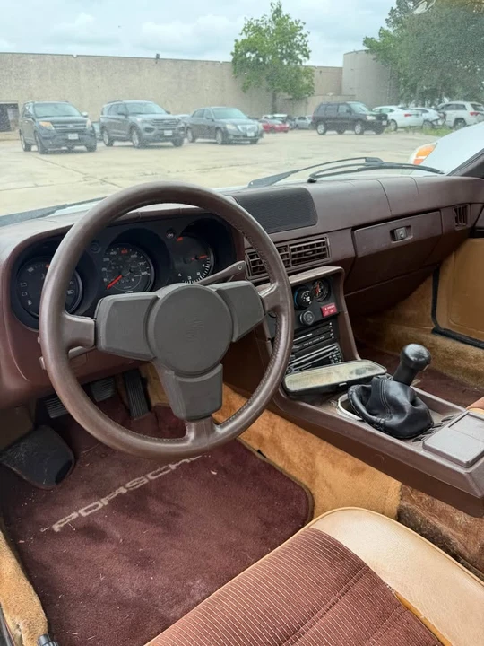 1981 Porsche 924 - Image 6 of 10