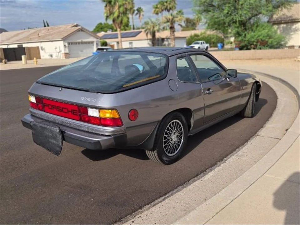 1981 Porsche 924 - Image 15 of 19