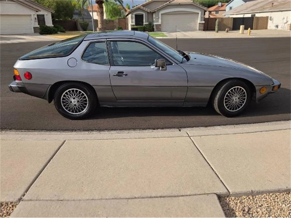 1981 Porsche 924 - Image 18 of 19