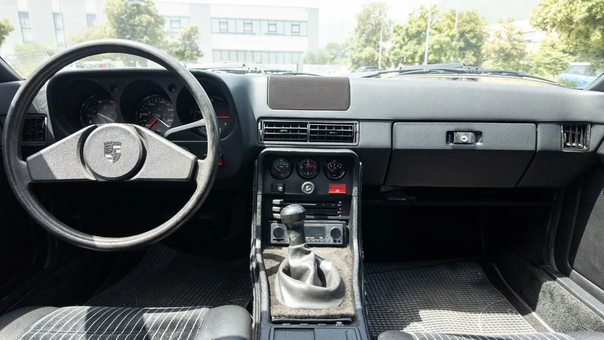 1981 Porsche 924 - Image 24 of 29