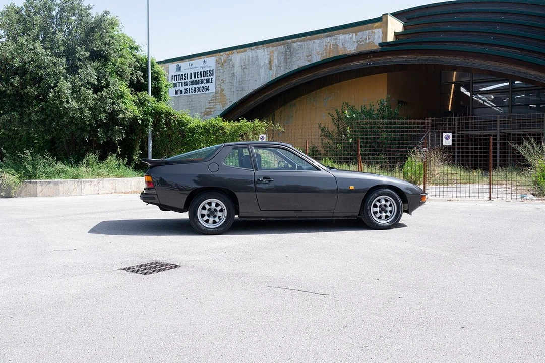 1981 Porsche 924 - Image 6 of 29