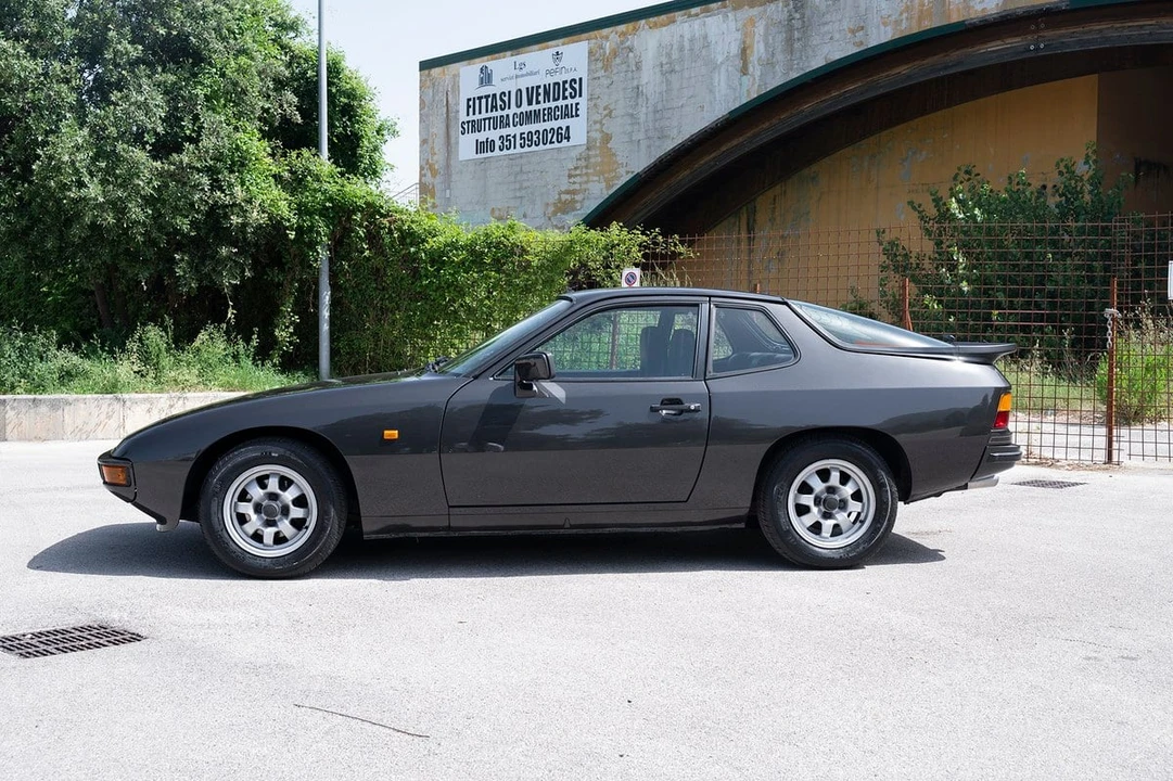 1981 Porsche 924 - Image 14 of 29